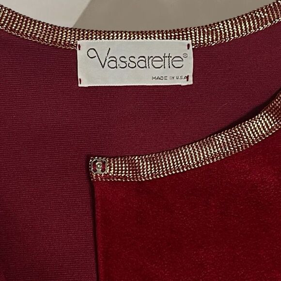 Vassarette Vintage Dark Red Velour Half Button Down Robe Sz M - Picture 8 of 13